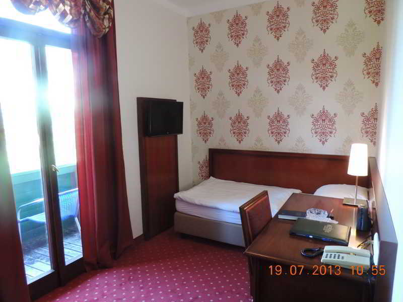 Hotel Kaiser Franz Josef Millstatt Ngoại thất bức ảnh
